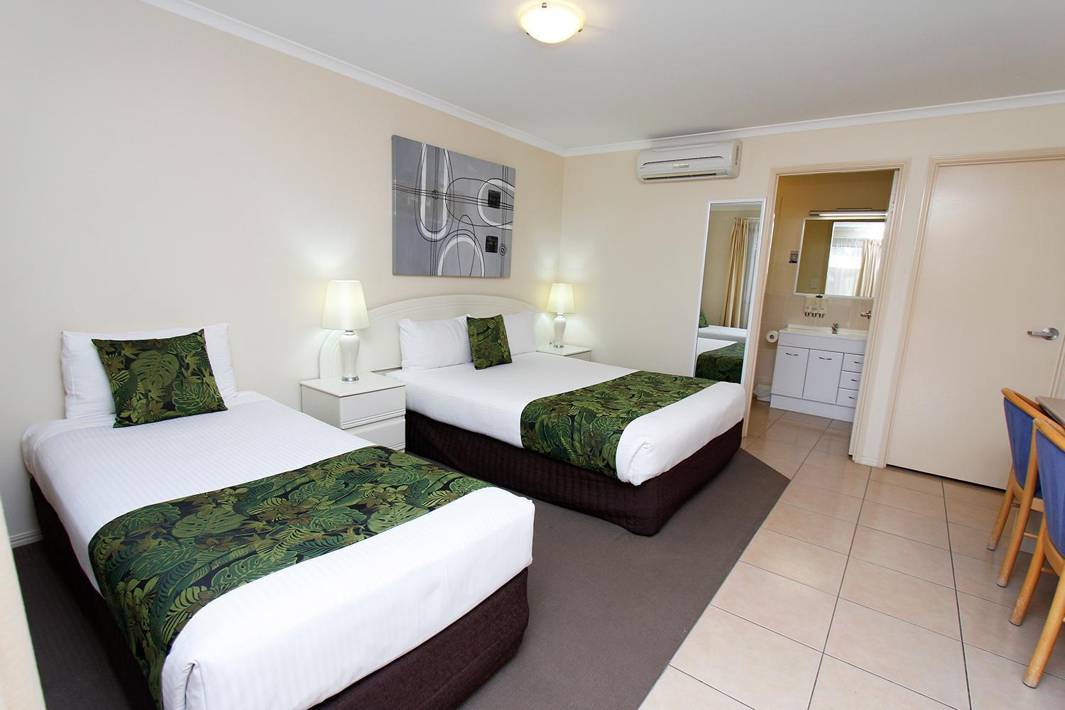 The Palms Motel Chinchilla Luaran gambar